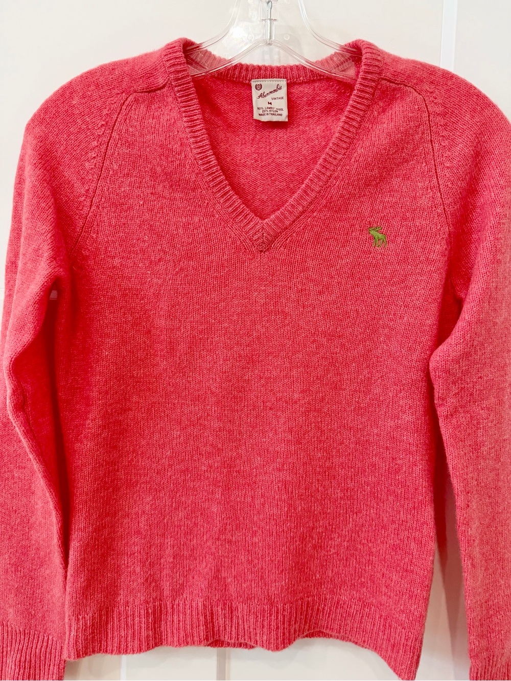 Abercrombie & Fitch Women's V-Neck Sweater - Pink